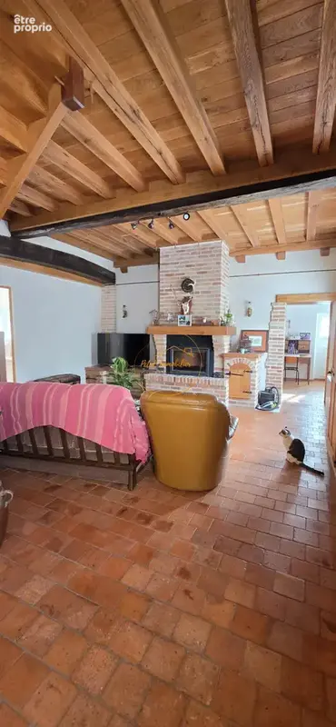 Charmante maison familiale avec dépendances et potentiel - photo 11