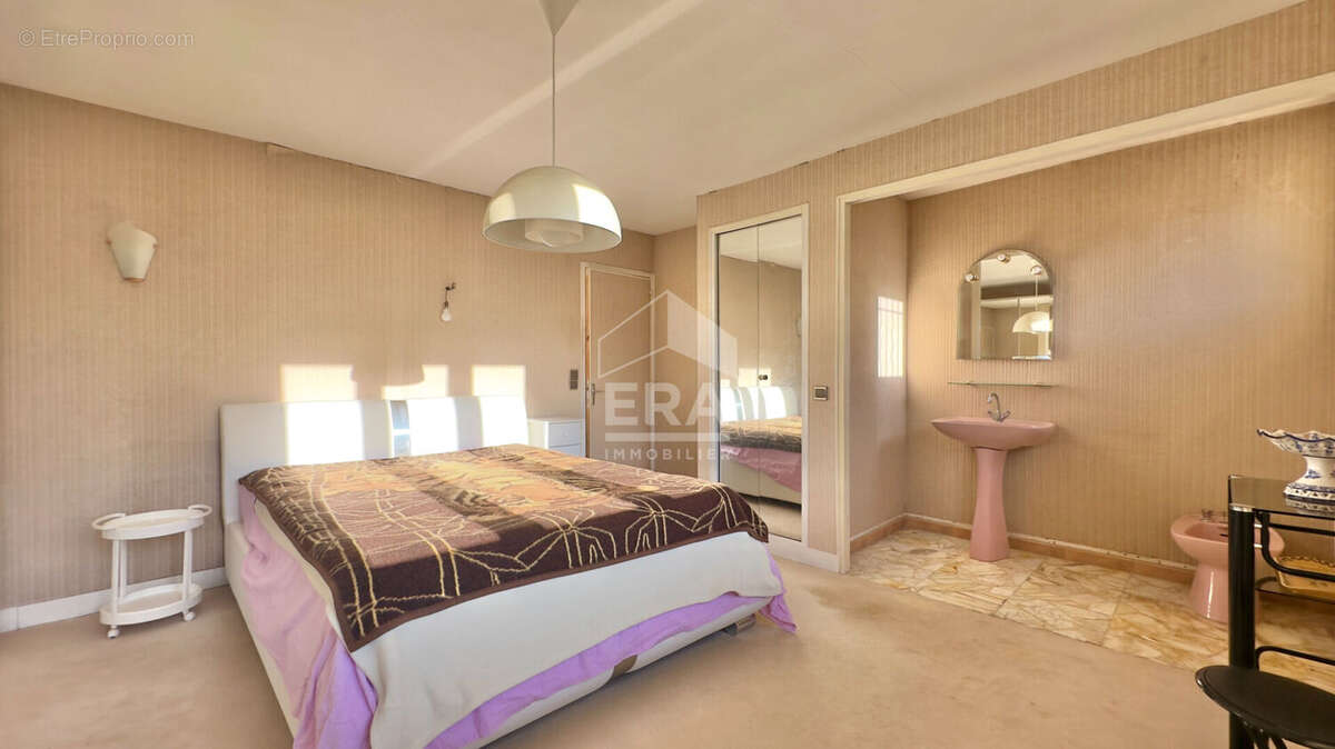 Maison à SAVIGNY-SUR-ORGE