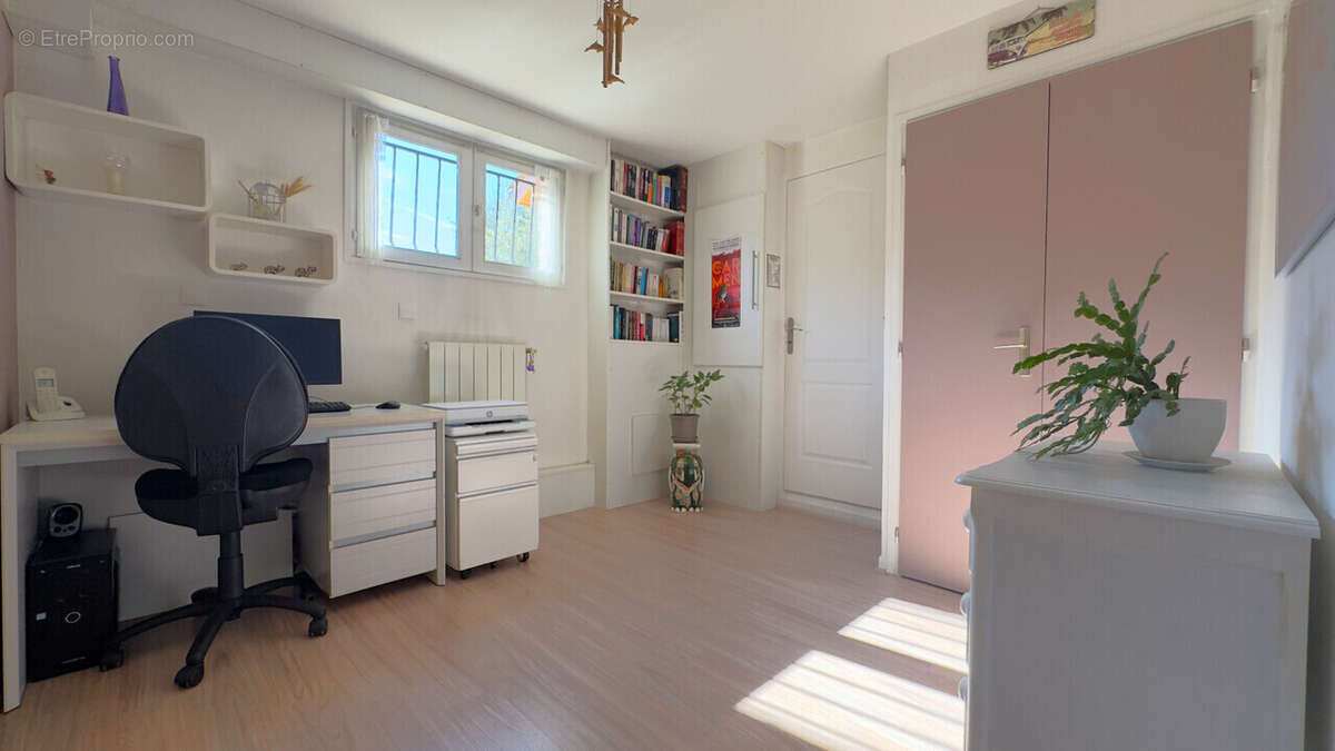 Maison à SAINT-MARTIN-D&#039;HERES