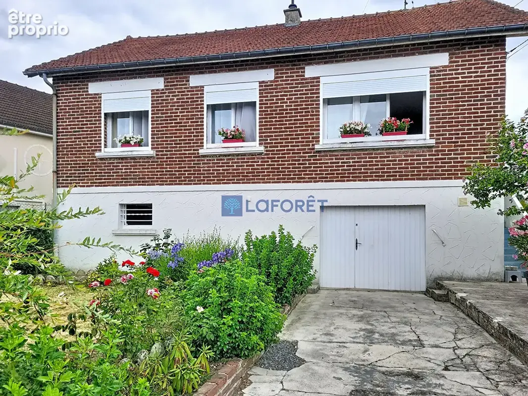 Maison à VIRY-NOUREUIL