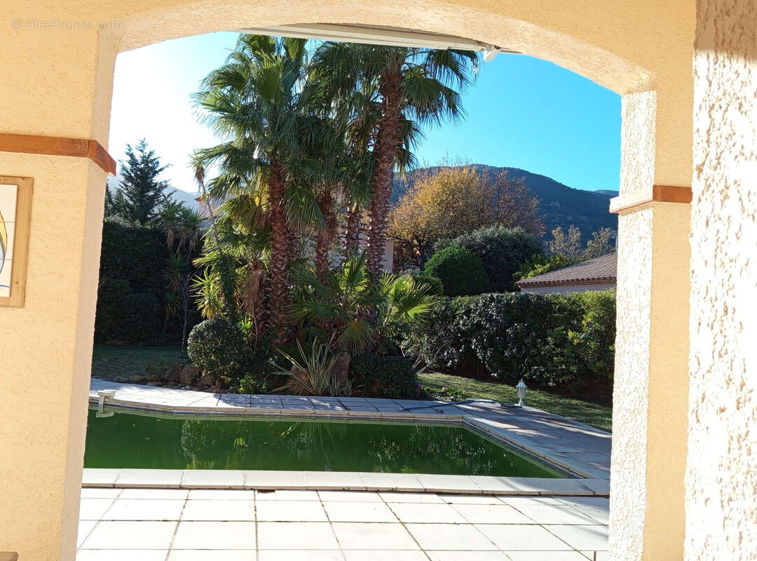 Maison à LAROQUE-DES-ALBERES