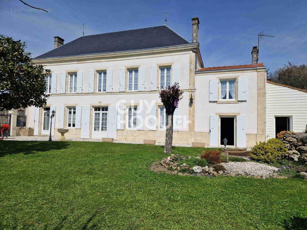 Maison à BREUIL-LA-REORTE