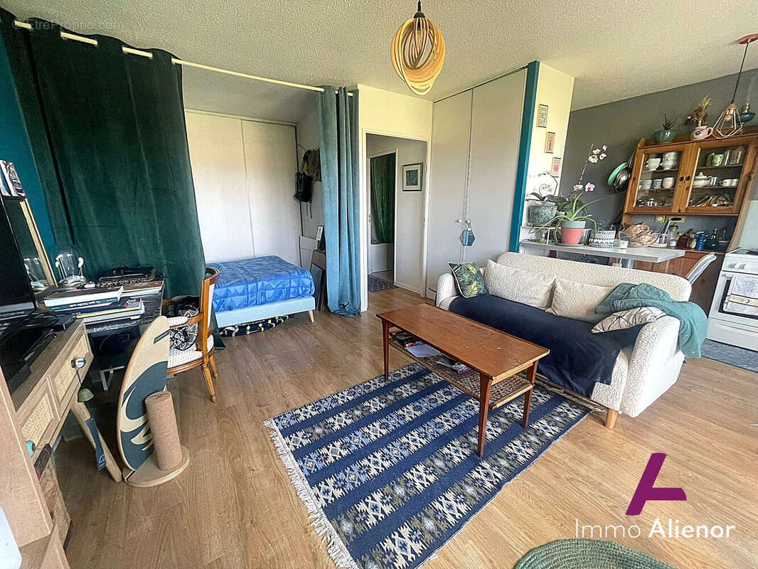 Appartement à BORDEAUX