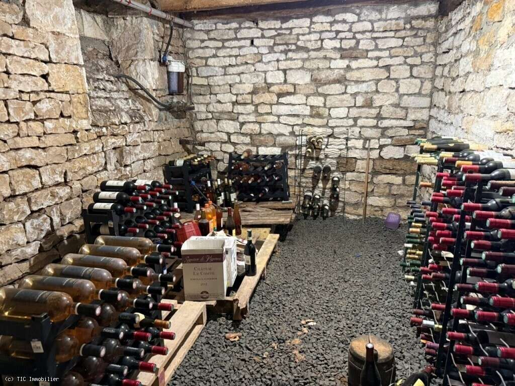 Maison à VILLEFAGNAN