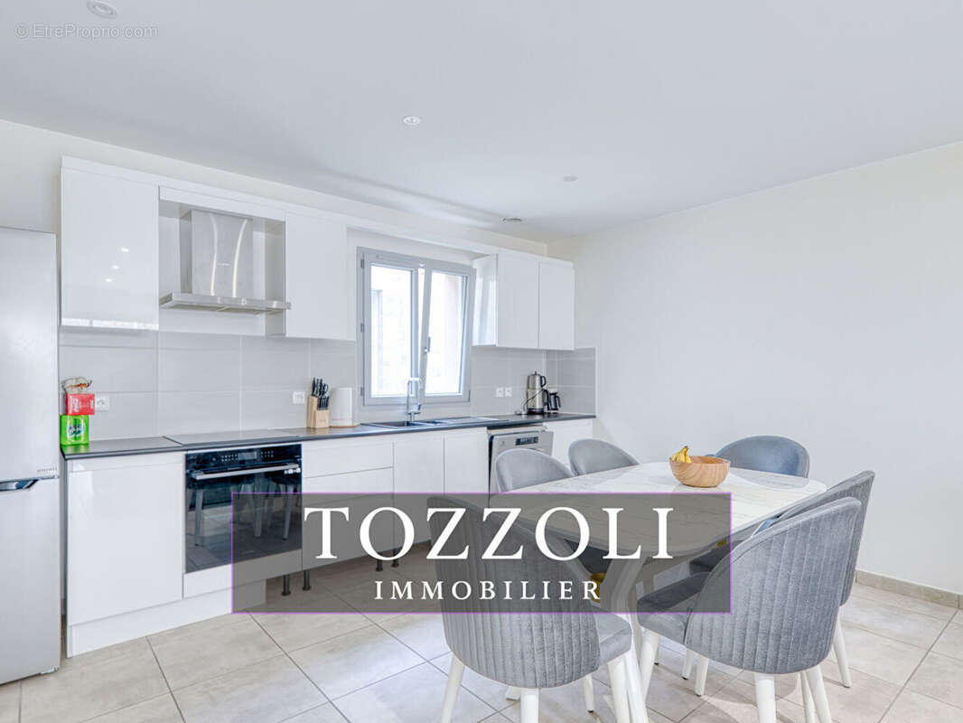 Maison à L&#039;ISLE-D&#039;ABEAU