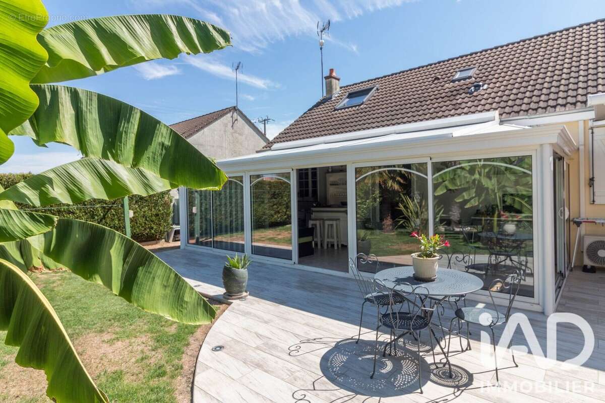 Maison 132 m² à Chatillon-Coligny  - photo 2