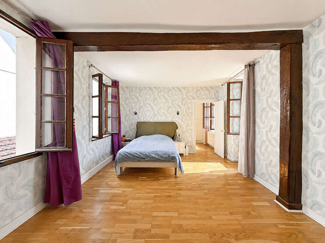 Maison à MANTES-LA-JOLIE