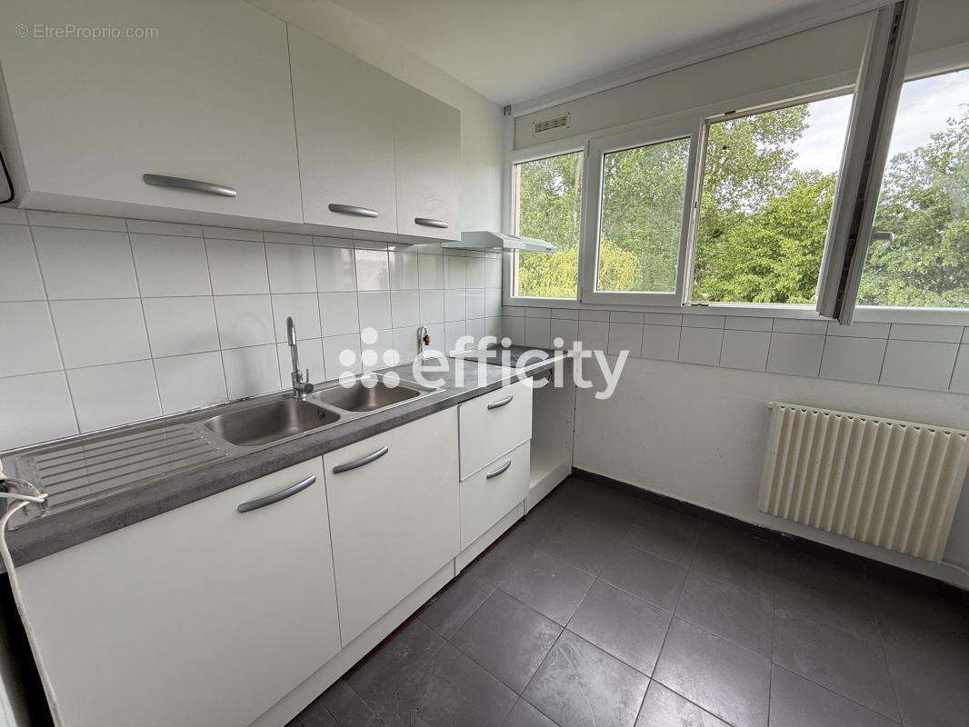 Appartement à GIF-SUR-YVETTE