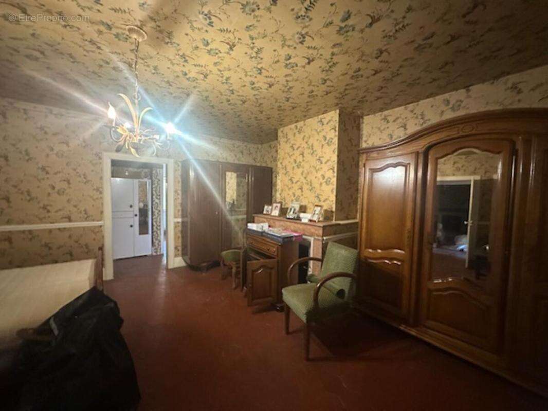 Maison à VIABON