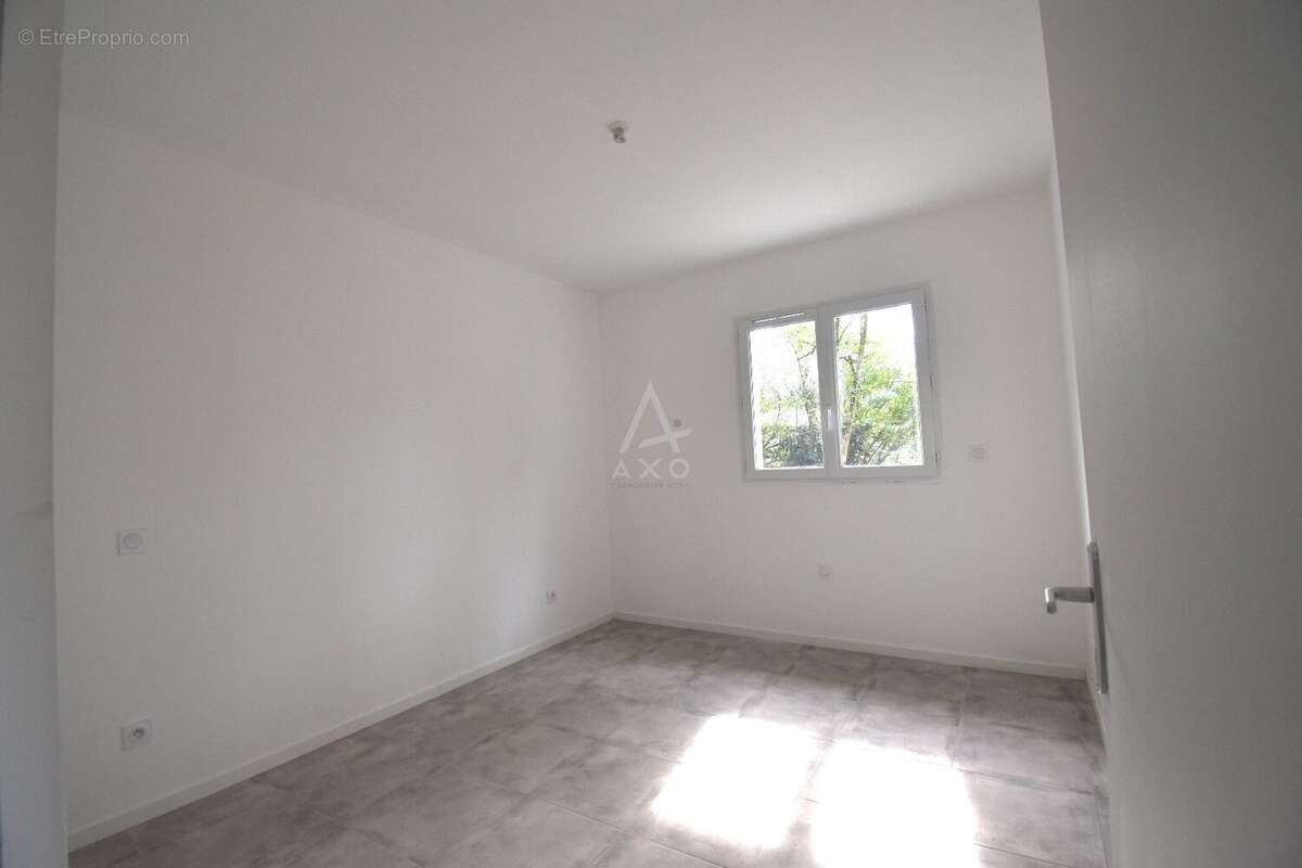 Maison à LAGARDELLE-SUR-LEZE