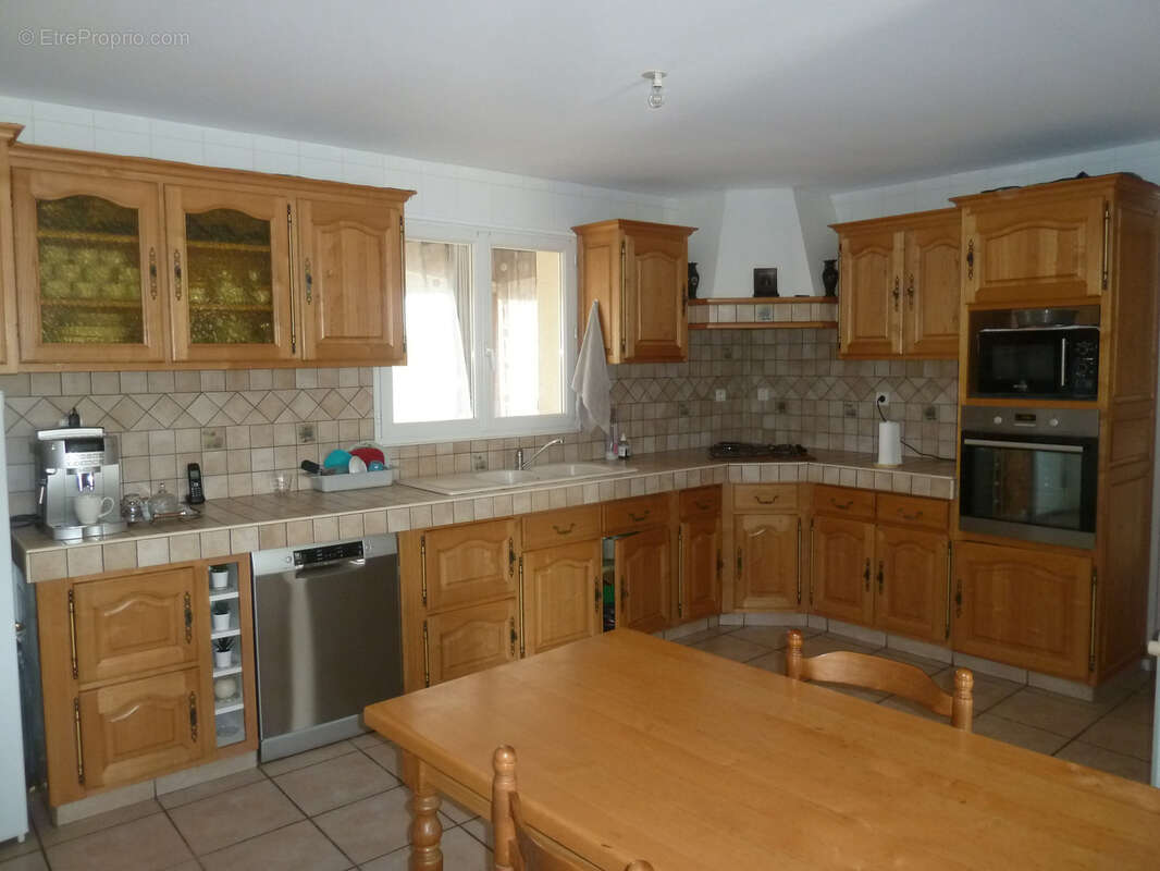 Maison à SAINT-VITE