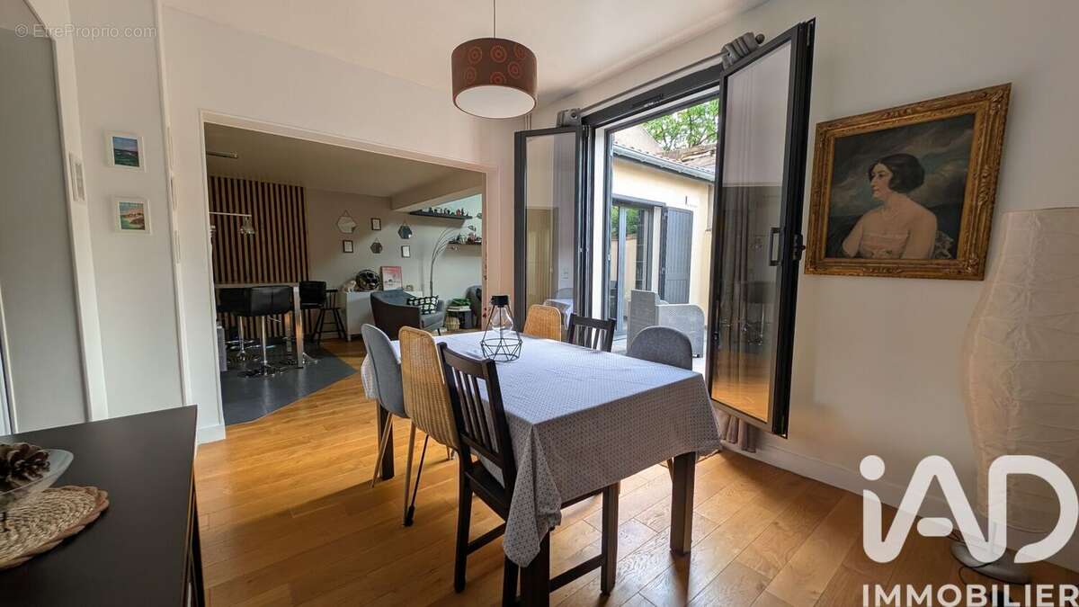 Photo 3 - Maison à RUEIL-MALMAISON