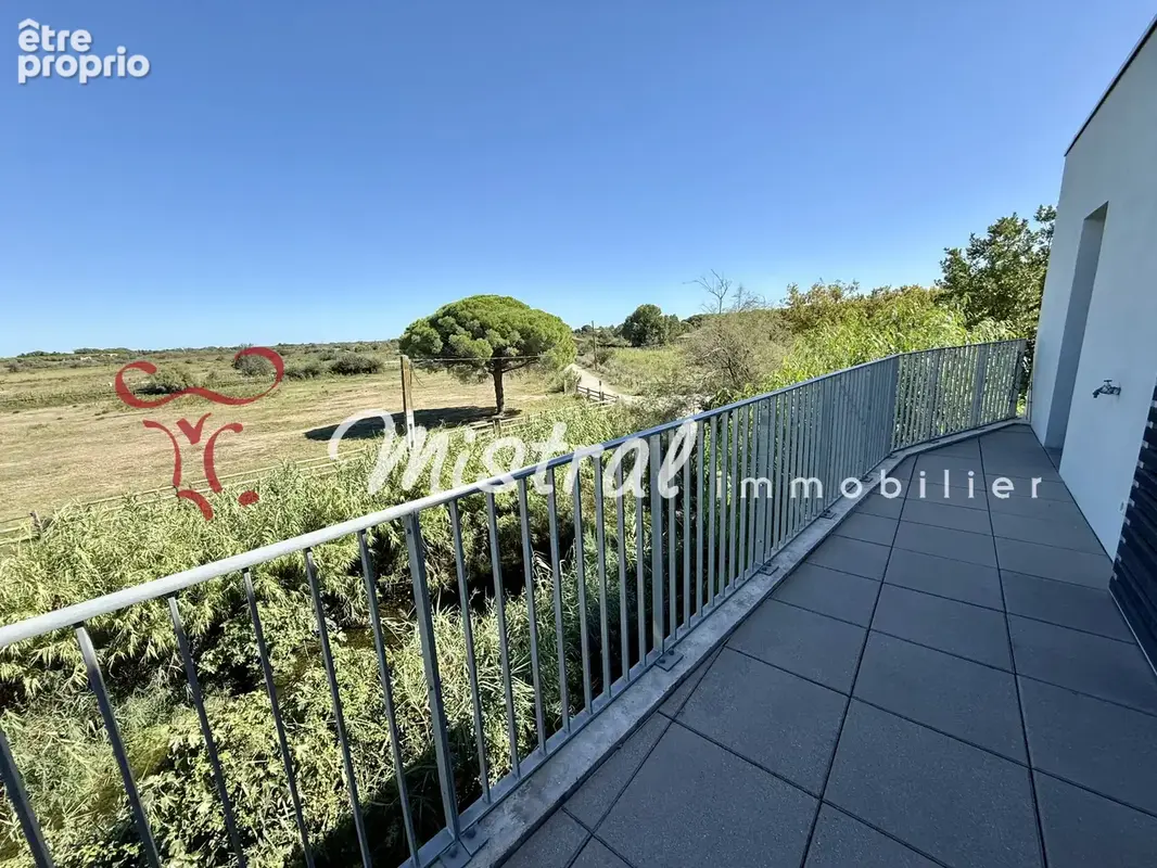 Aigues mortes appartement recent 2 chambres, terrasse, parkings vue camargue - photo 5