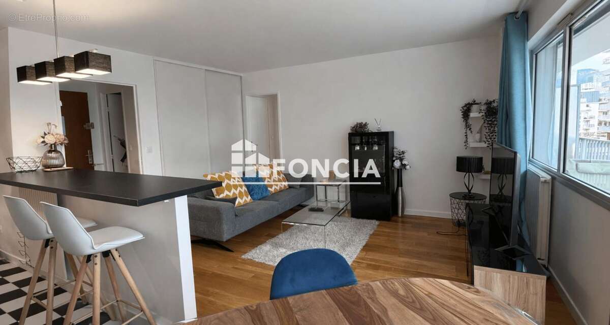 Appartement à PUTEAUX
