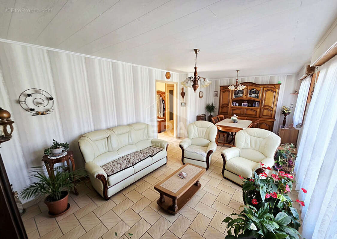 Maison à LOOS-EN-GOHELLE