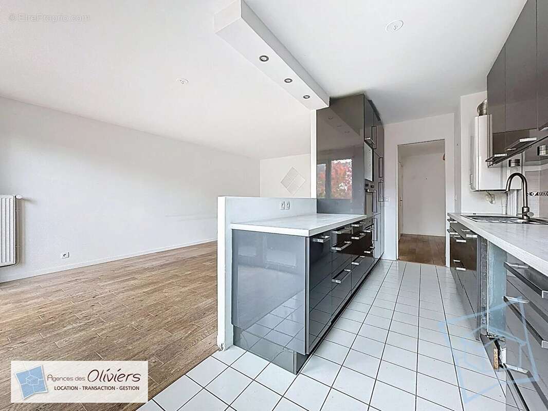 Appartement à MONTIGNY-LE-BRETONNEUX