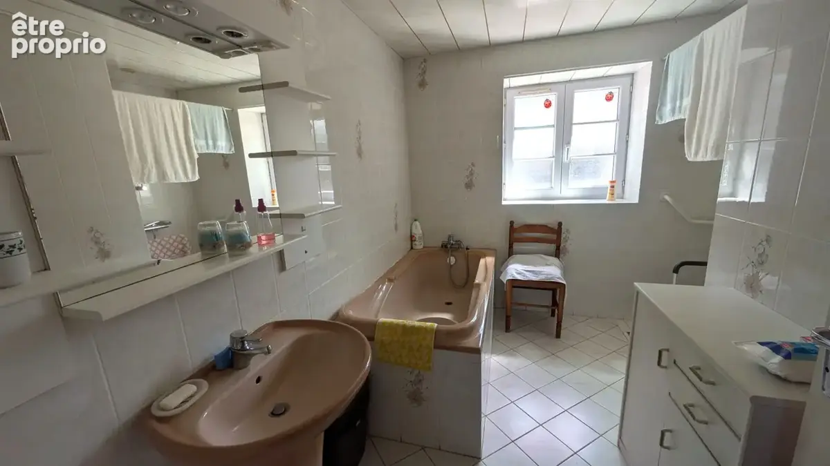Maison 4 pièces 105 m² à vendre à Teurtheville-Bocage (50630) - photo 11