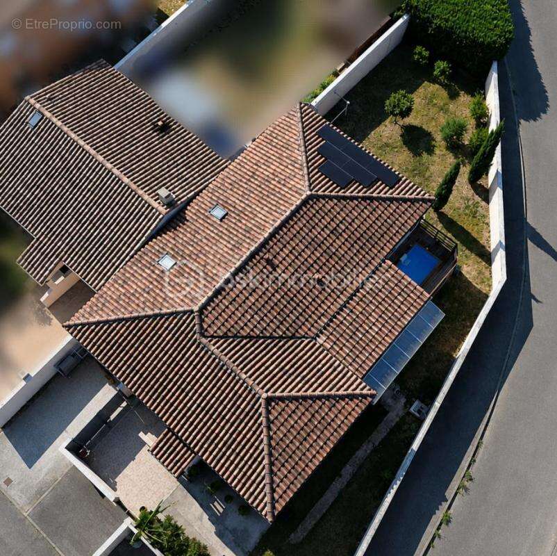 Villa de 132m² avec jardin, garage, piscine et terrasse - photo 25