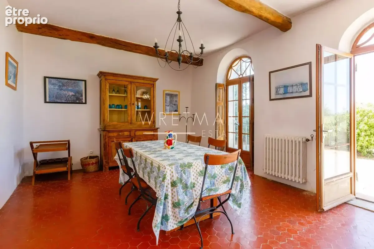 Maison de maitre avec vue et a pied de village-Montauroux - photo 6