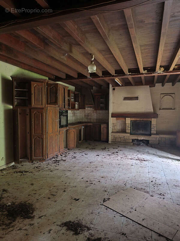 Maison à MEZIERES-SUR-COUESNON