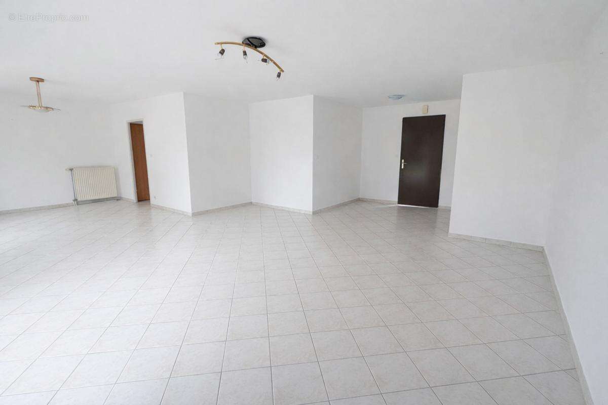 EXCLUSIVITÉ Maison T5 de 135 m² avec double garage – ESCALQUENS - photo 3