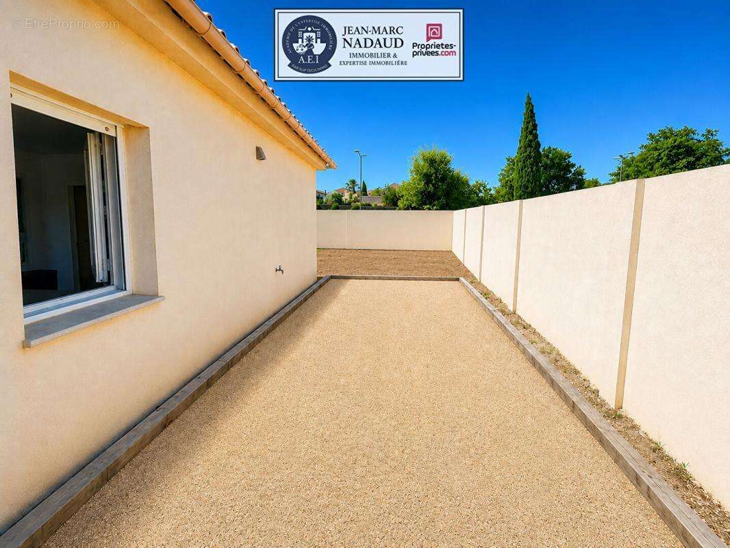 Maison à PUGET-SUR-ARGENS