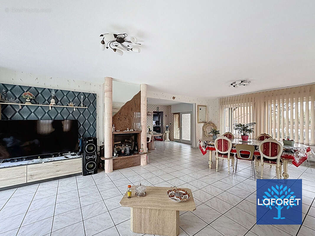 Maison à FACHES-THUMESNIL