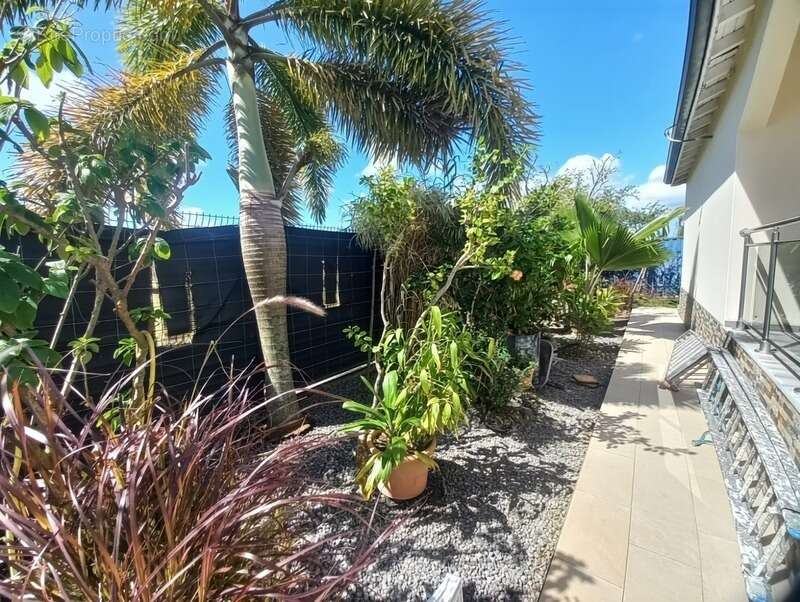 Maison à SAINTE-ANNE