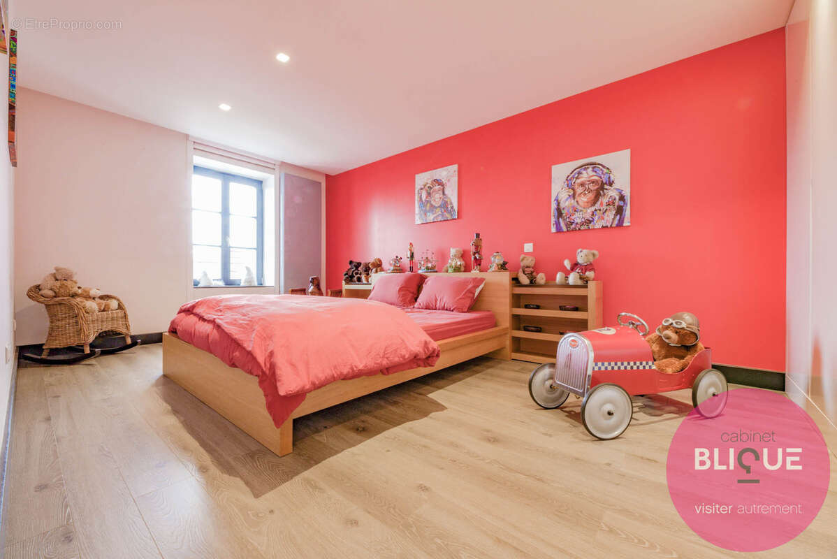 Maison à LAY-SAINT-CHRISTOPHE