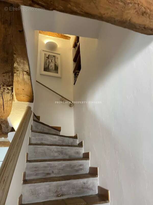 Maison à LORGUES
