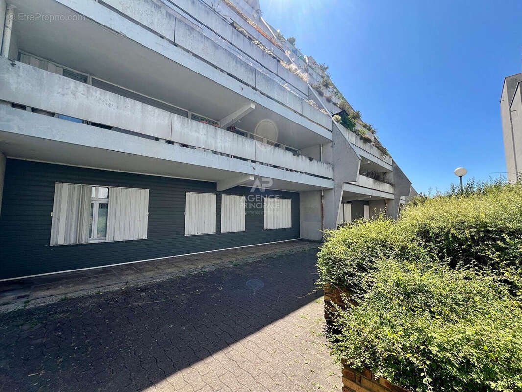 Appartement à HOUILLES