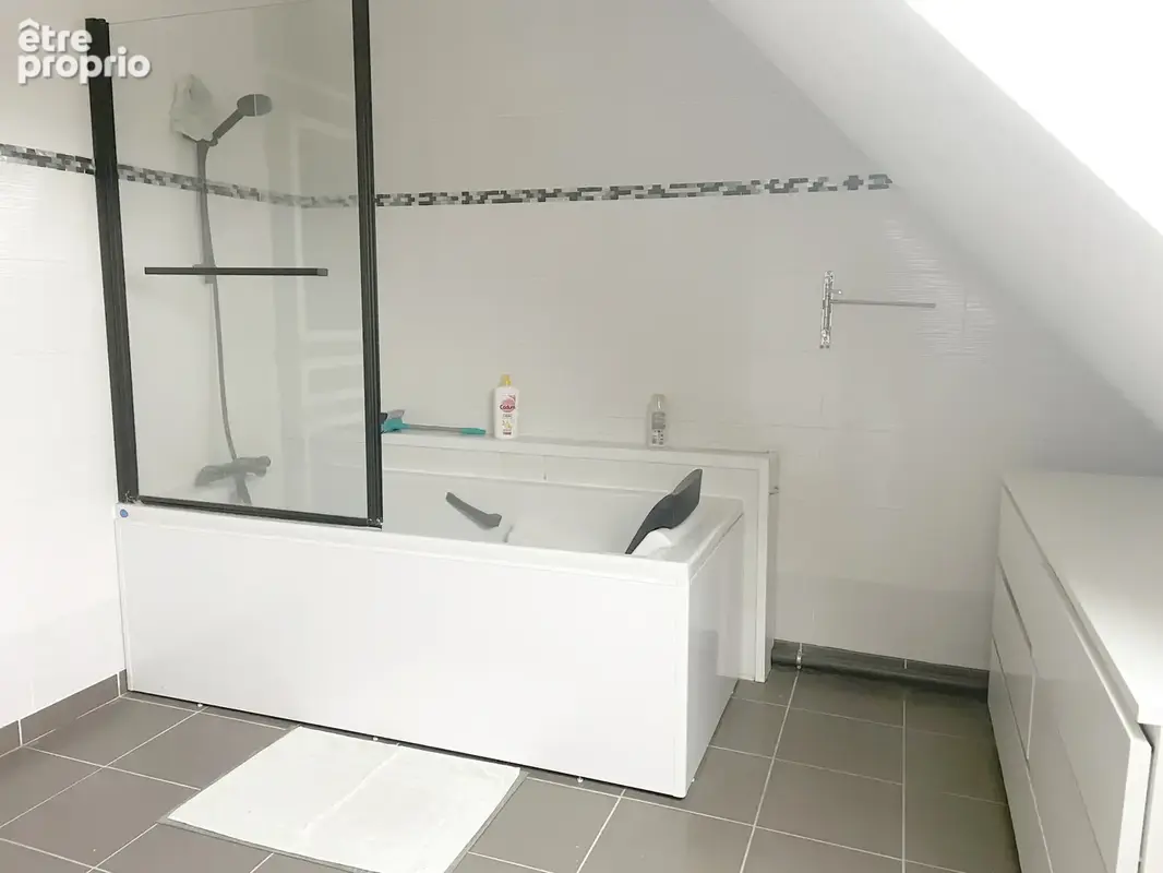 maison de 2014 avec 4 chambres et une véranda - photo 10