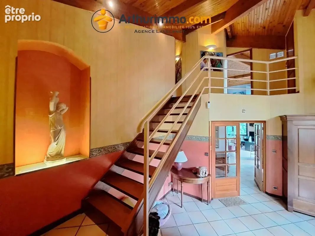 Maison d'architecte, 4 chambres et jardin arboré. - photo 10