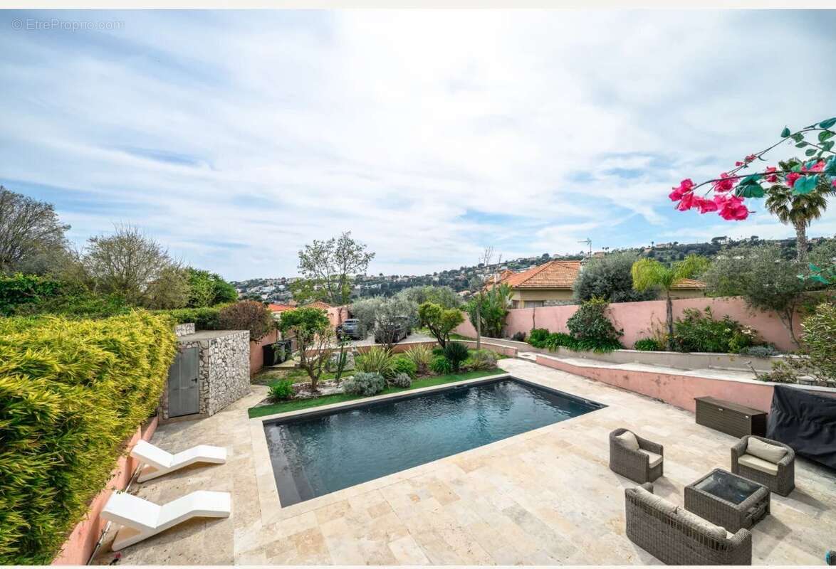 Maison 205 m² à Nice  - photo 3