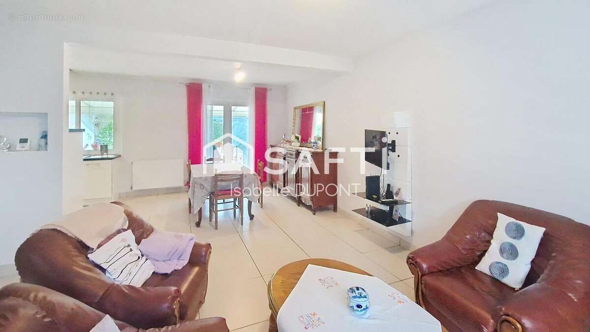 Photo 2 - Maison à SAINTE-EULALIE