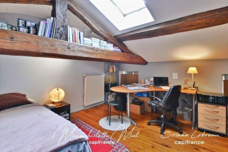 Maison de ville avec deux habitations indépendantes et cour privative - photo 11