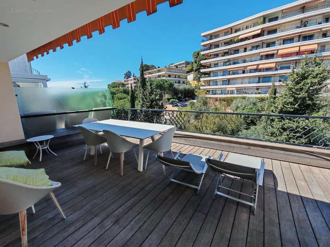 Appartement à NICE
