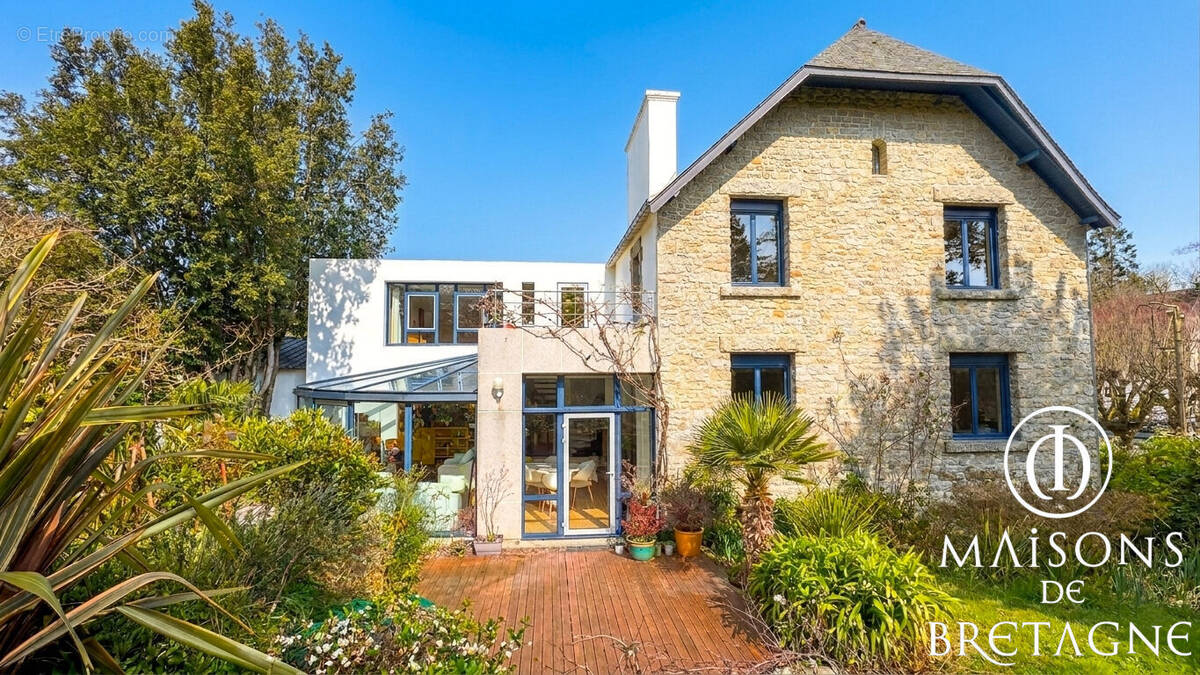 Maison à PONT-AVEN