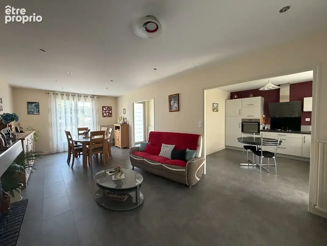 Photo Maison à Le Fief-Sauvin au prix de 246 790€