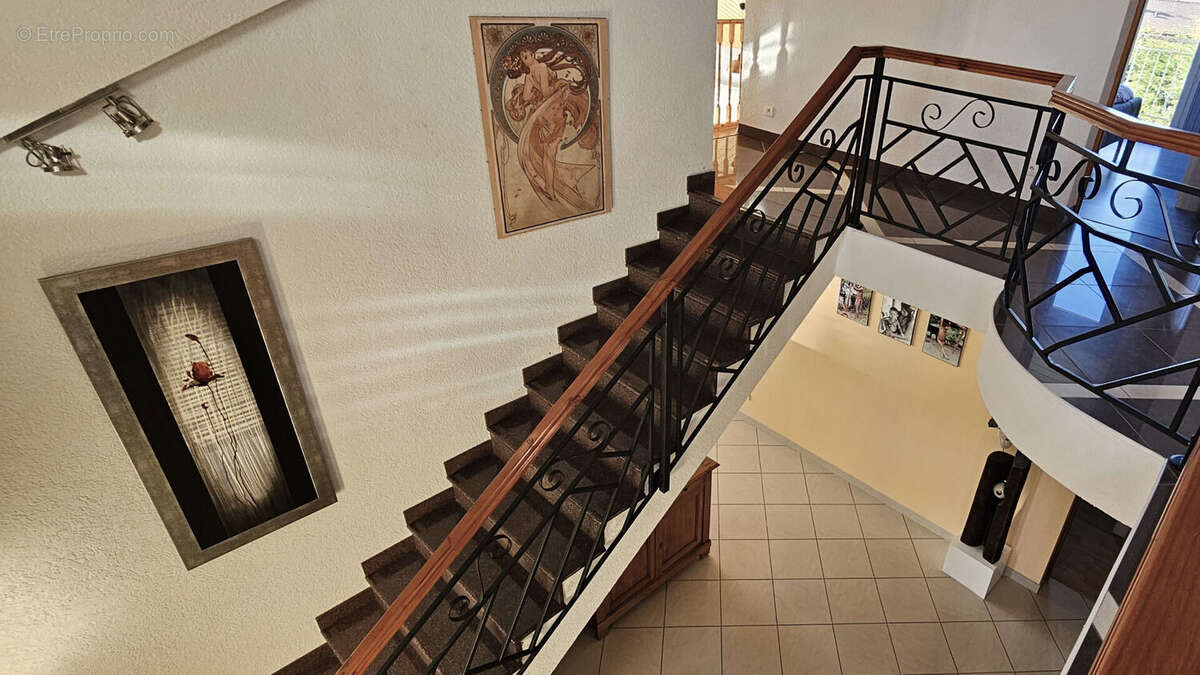 Maison à LARRINGES
