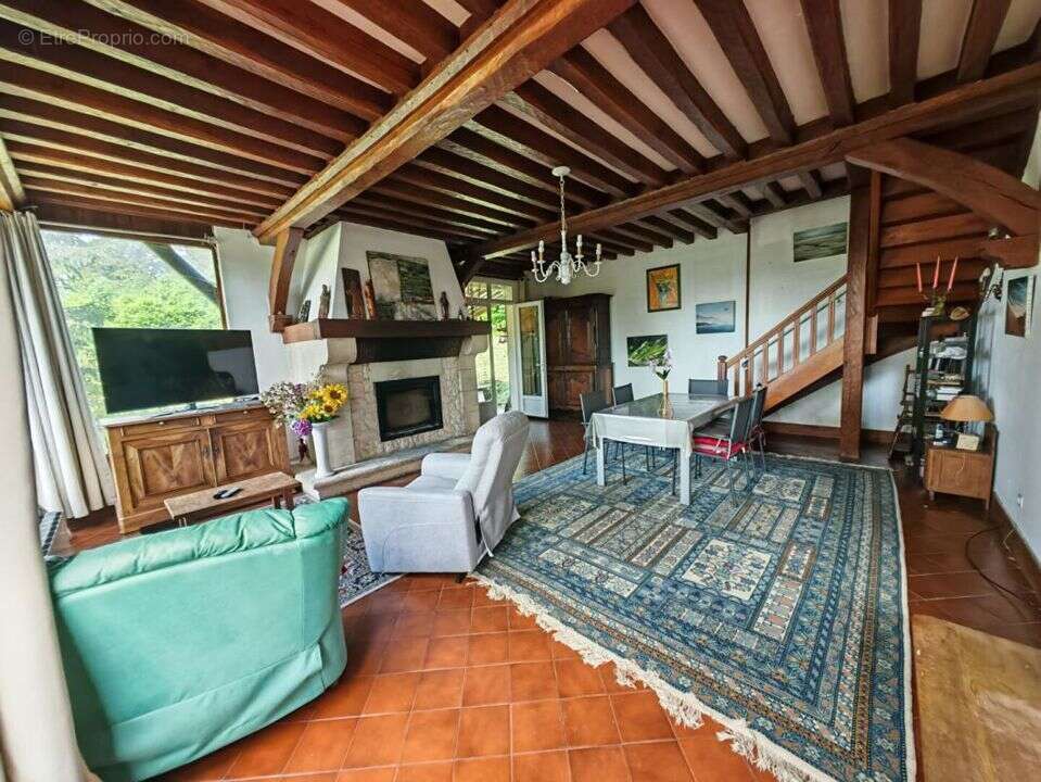 Maison à HERMIVAL-LES-VAUX