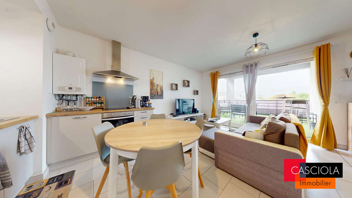 Appartement à MARLY
