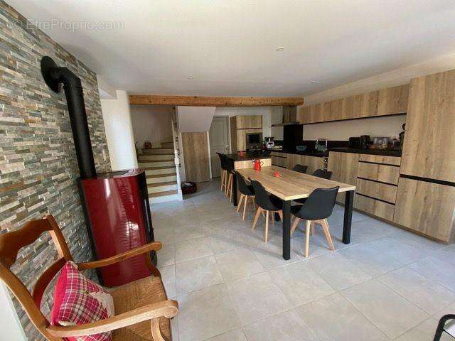 Maison 95 m² à Les Cabannes  - photo 2