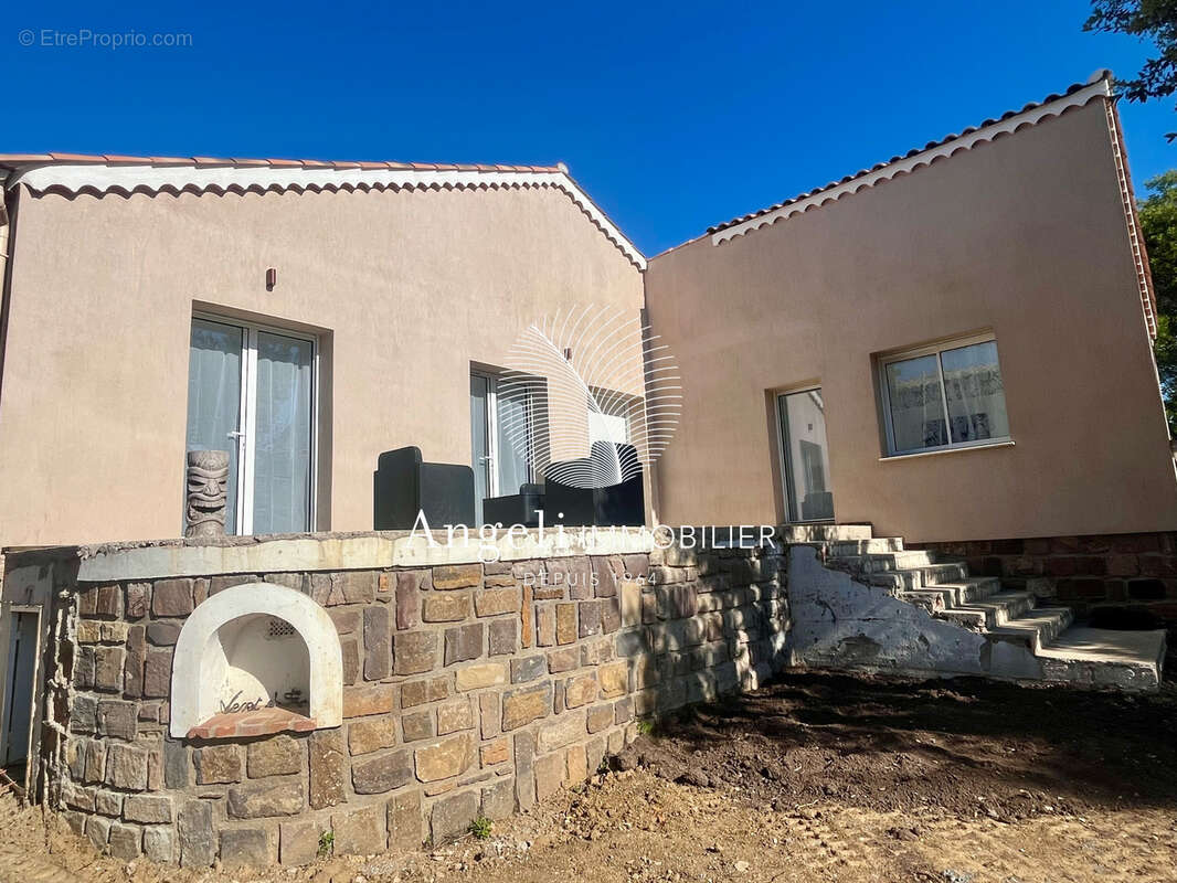 Maison à FREJUS
