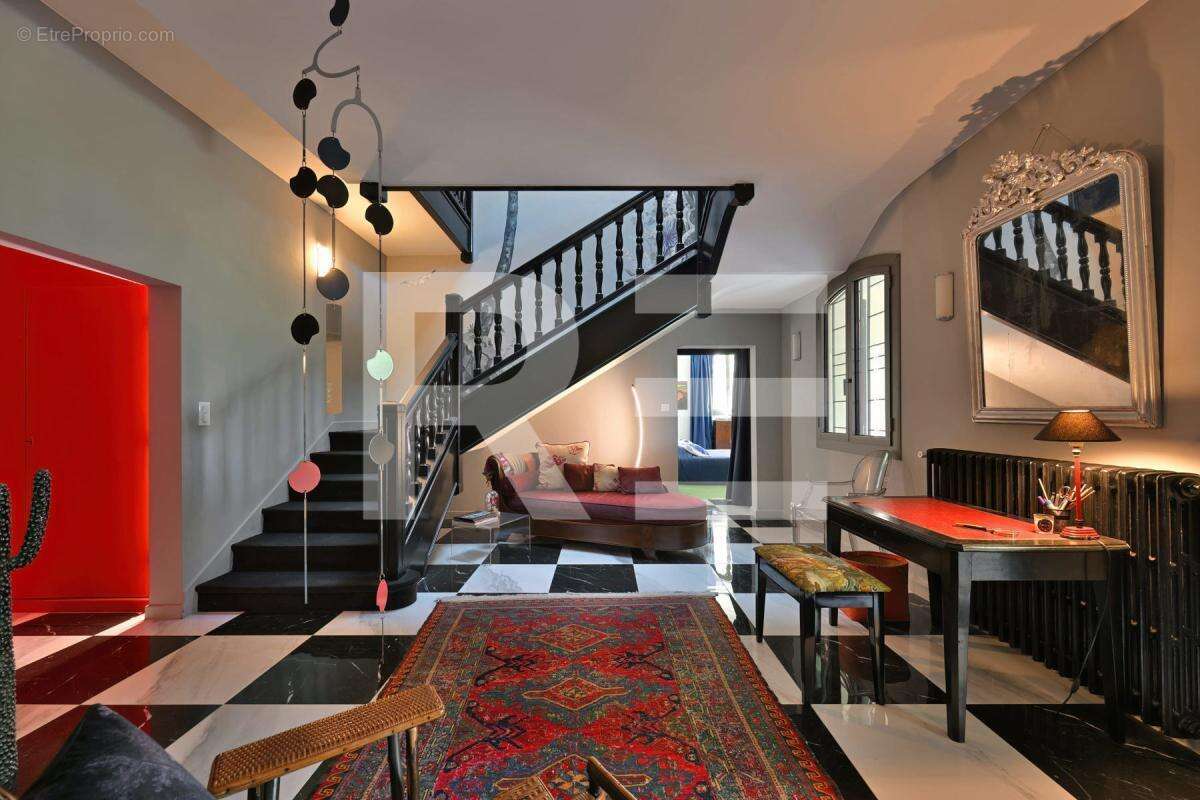 Maison à NIMES