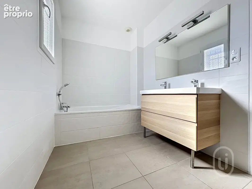 à 15 min de Montpellier, TEYRAN  Jolie Maison T4 de 120 m utiles (2017) avec garage & jardin au calme ! - photo 9