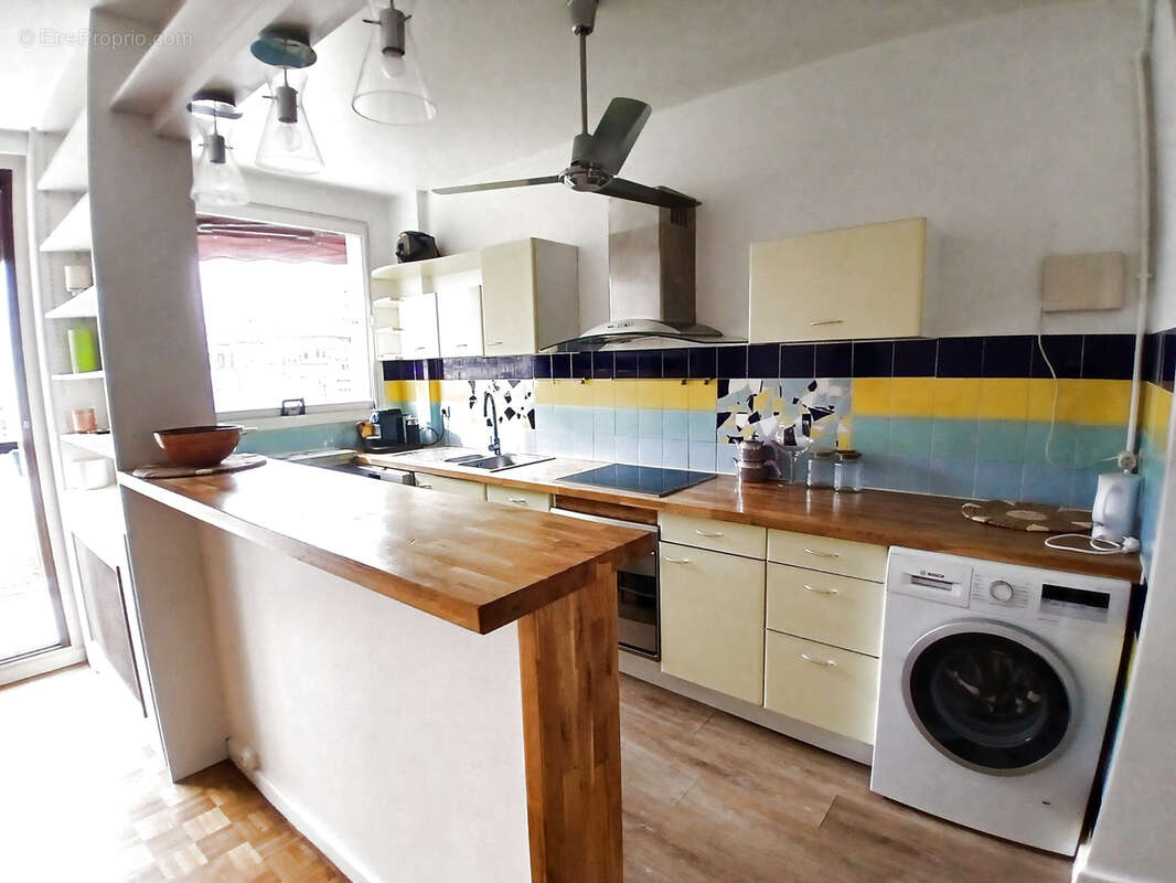 Appartement à PARIS-12E