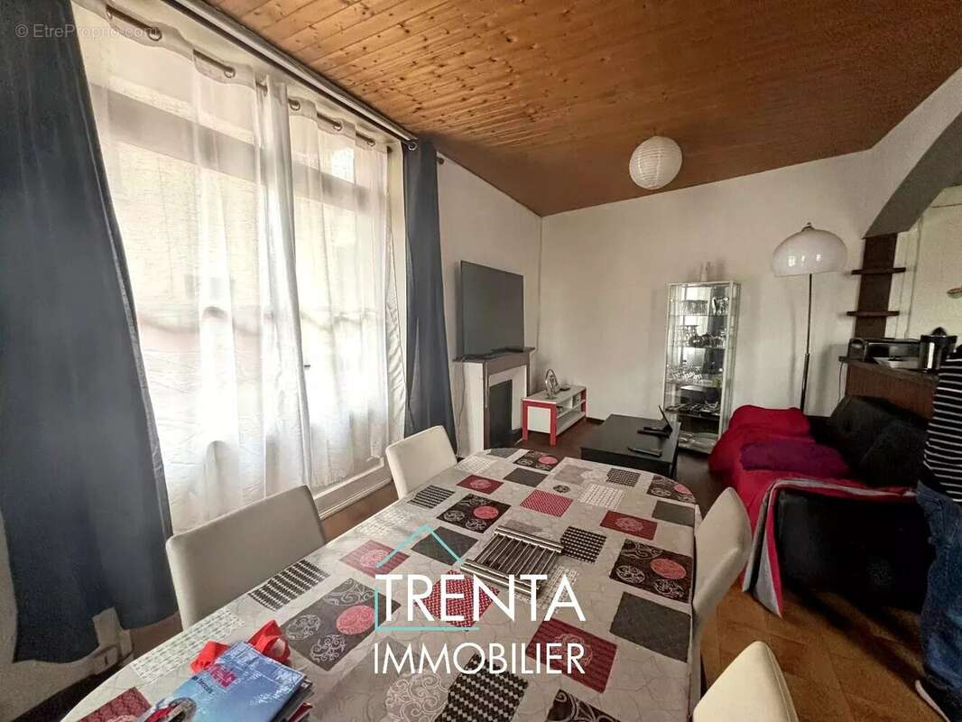 Appartement à SAINT-JEAN-DE-MOIRANS