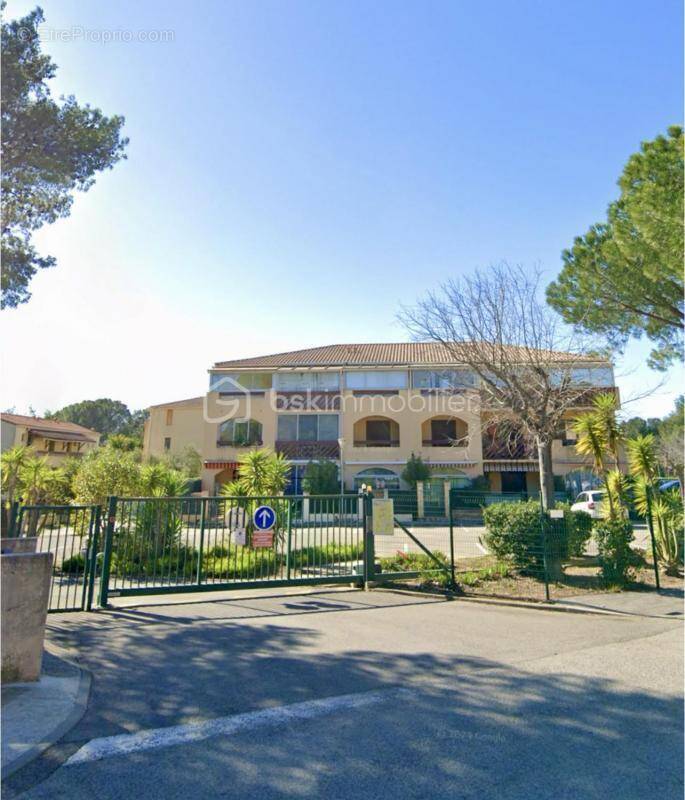 Appartement à LA LONDE-LES-MAURES