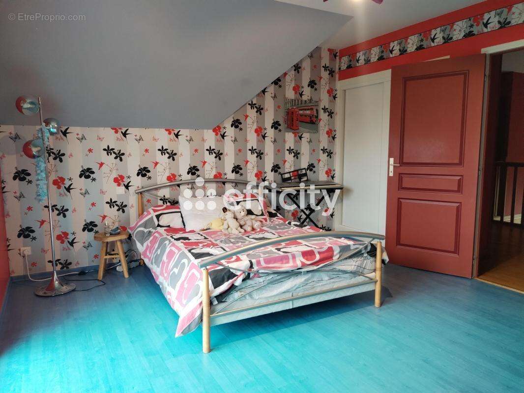 Maison 211 m² à Picauville  - photo 9